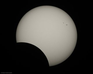 solareclipse_Rostamizadeh_s (خورشیدگرفتگی و لکه‌ی ۱۰۴۰)